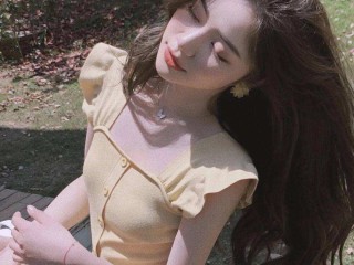 美女主动撩我(女孩子主动撩我)