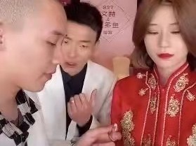 网红博雅打扑克一直叫视频,网红博雅打扑克