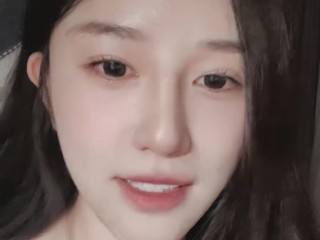 抖音电脑版在线观看七七,抖音电脑版可以看视频直播吗?