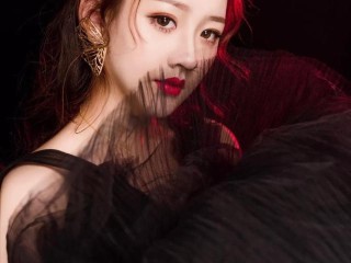 美女主播蜜糖(美女主播蜜糖玩的古墓探险)
