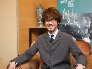 点评周传雄是什么节目,网络主播点评周传雄