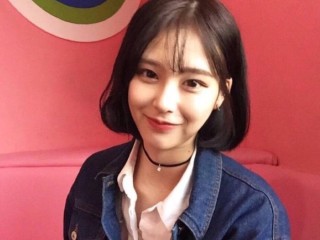 网红图片女生头像高清(网红图片女生头像高清可爱)