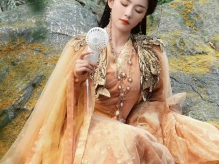 最火电视剧2025排行榜古装(目前最火电视剧古装剧)