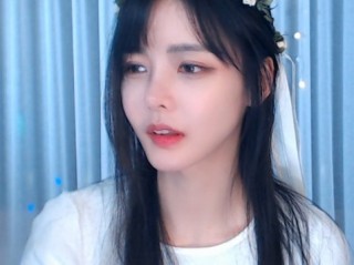 菠萝视频在线完整版(啦啦啦资源视频在线观看8)