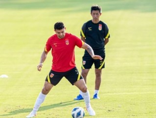 直播国足vs澳大利亚首发,直播:国足vs澳大利亚