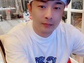 网红蛋蛋什么学历(网红蛋蛋的师傅是谁)