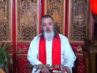网红局长坠马(网红女副局长策马时摔河里)