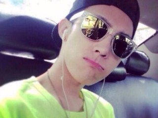 网红图片壁纸霸气男(网红图片男生头像 帅气动漫)