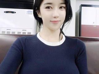 主播娜美大鱿鱼,快手仙娜美大鱿鱼