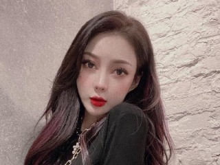 网红郭美美和唱歌的是一个人吗,网红郭美美和唱歌的是一个人吗视频