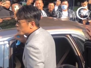 网红辛巴回应保安事件,网红辛巴回应保安事件是真的吗