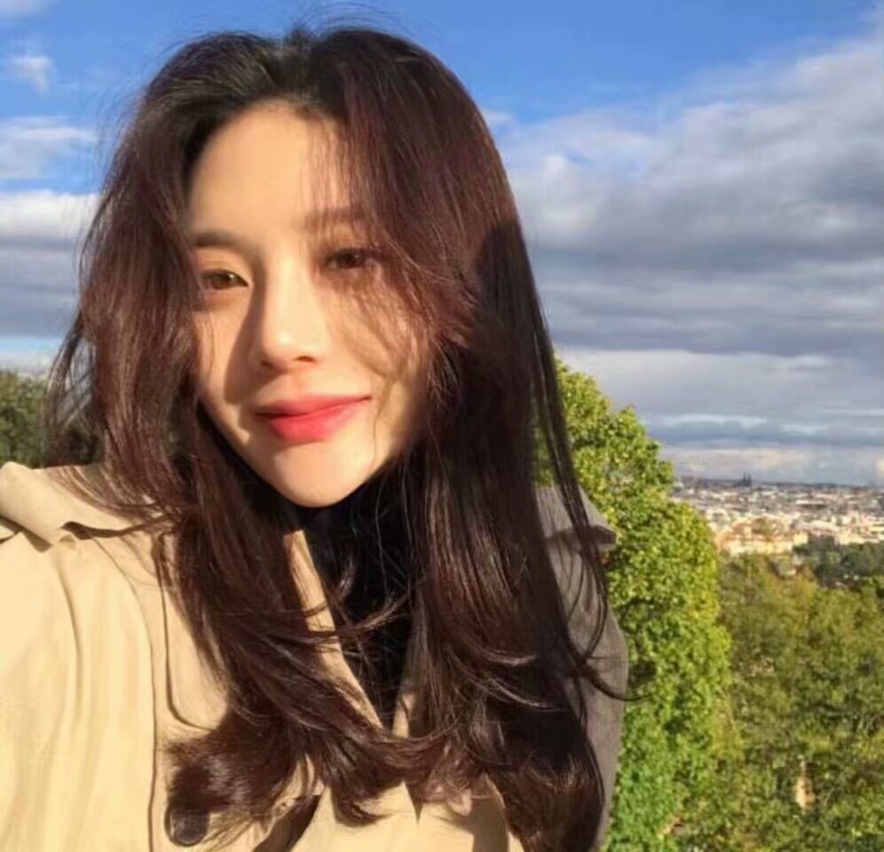 网红头像女,网红头像女动漫 霸气