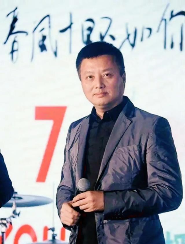 最近火的导演,最火电视剧导演